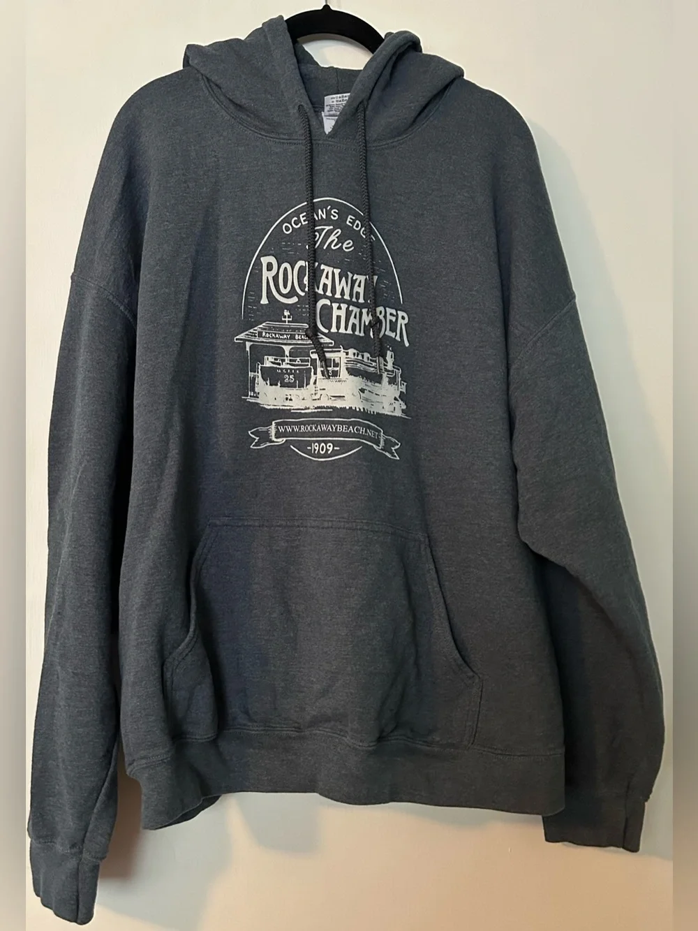 Rockaway Beach Chamber Charcoal Gray Hooded Sweatshirt  - Men Size XL #Hoodie